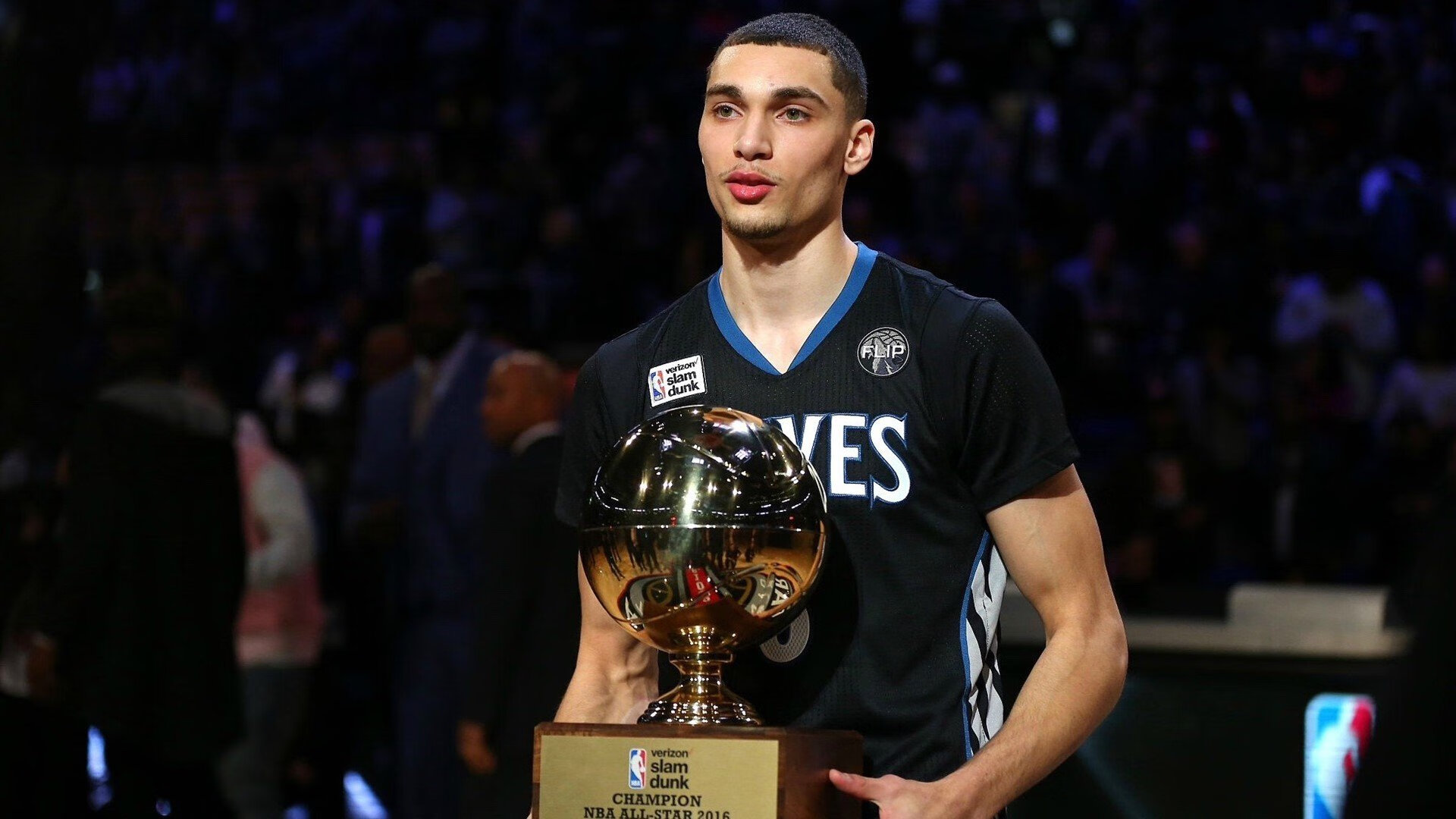 VALORANT团队沟通与烟雾演练:打造无敌战队的秘密武器