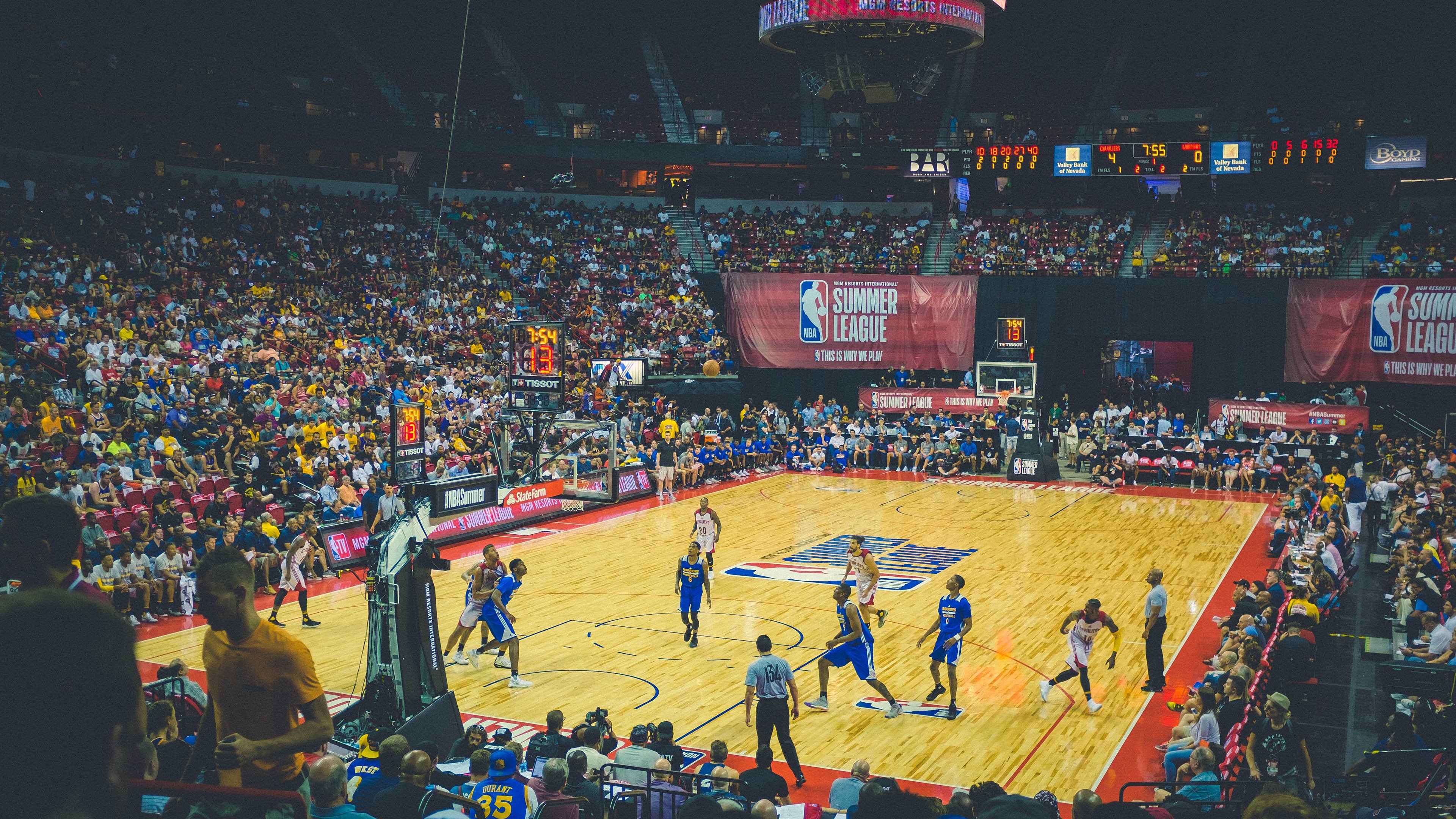 世界杯备战：国家队秘密热身赛被曝光